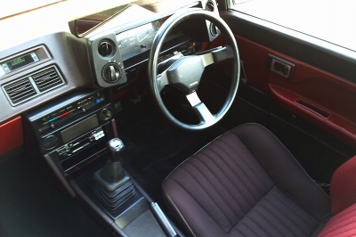 toyota ae86 trueno interior