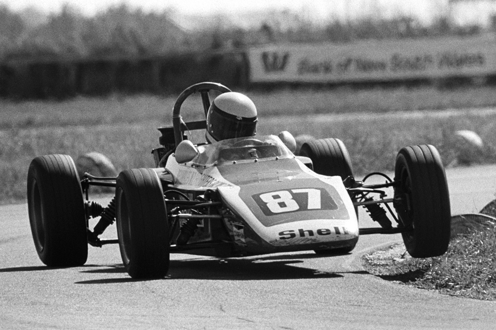 Timaru 1975. Brett Riley in the Begg JM1, the car built mostly by Jim Murdoch to George Beggs design. IMAGE/terry marshall