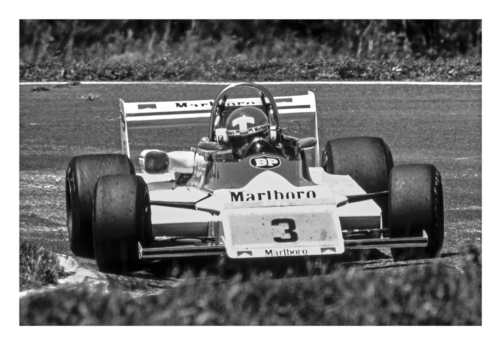 Pukekohe 1980. New Zealander Mike Thackwell rounds the hairpin in the Marlboro Supported March 792B. IMAGE/terry marshall